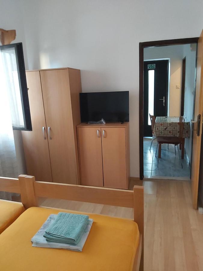 볼 Apartman Janja 아파트 외부 사진